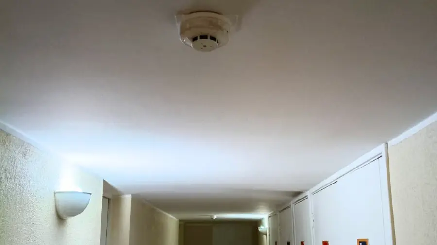Sistema de Alarma Contra Incendio para Edificios y Condominios en Santiago 4 Nosteal Sistema de detección y alarma contra incendios en Ñuñoa