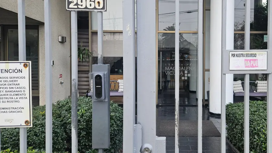 Instalación de Videoportero para Edificios y Condominios en Santiago | Nosteal 4 Nosteal instalacion de videoportero con chapa electrica en ñuñoa