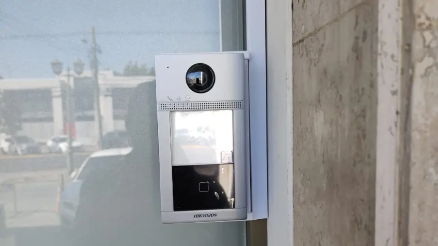 Instalación de Videoportero para Edificios y Condominios en Santiago | Nosteal 3 Nosteal instalacion de videoportero hikvision en santiago