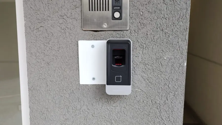 control de acceso biometrico hikvision