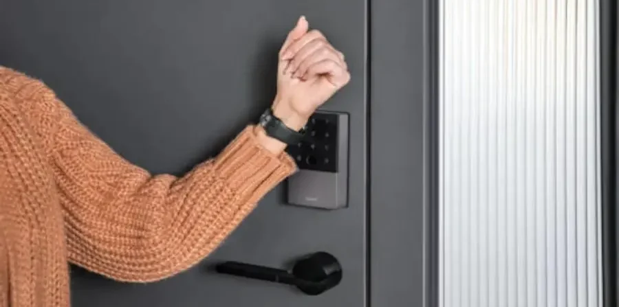 Instalación de Cerraduras Inteligentes y Control de Acceso 🔐 3 Nosteal control de acceso para puertas