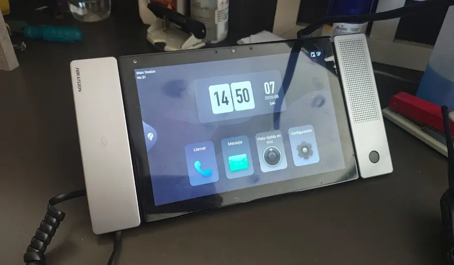 Control de Acceso con Reconocimiento Facial: Proyecto Exitoso en Edificio Isa Manuel Montt, Providencia 3 Nosteal central de conserjeria ip hikvision