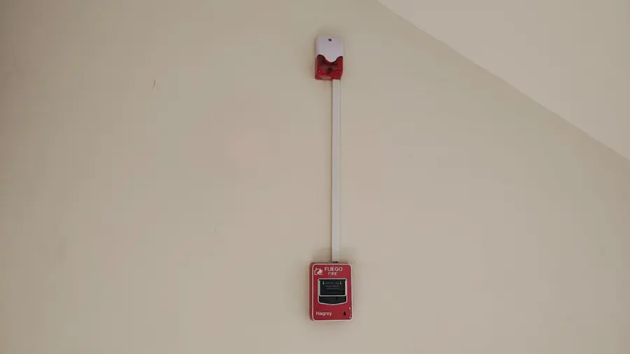 Nuevo Sistema de Incendios Paradox: Edificio Flandes 2 Nosteal instalacion de palanca de incendio convencional